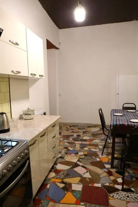 Lovely 2-Room Apartment In The City Center Tbilisi 0*,