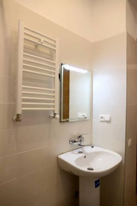 Lovely 2-Room Apartment In The City Center Tbilisi
